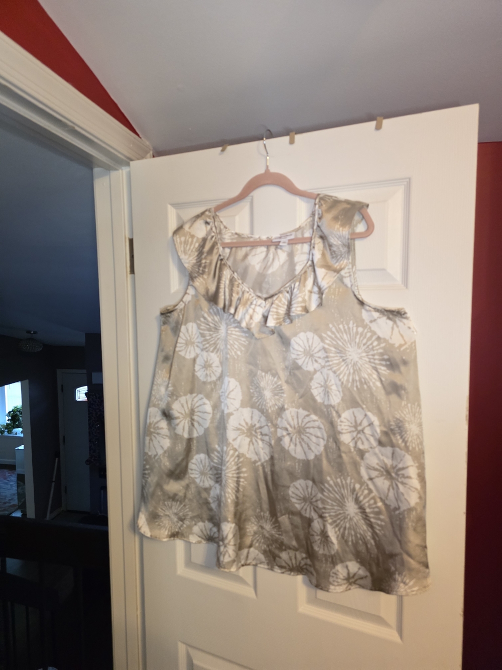 Liz Lange Maternity Beige and White Floral Ruffle Neck Camisole